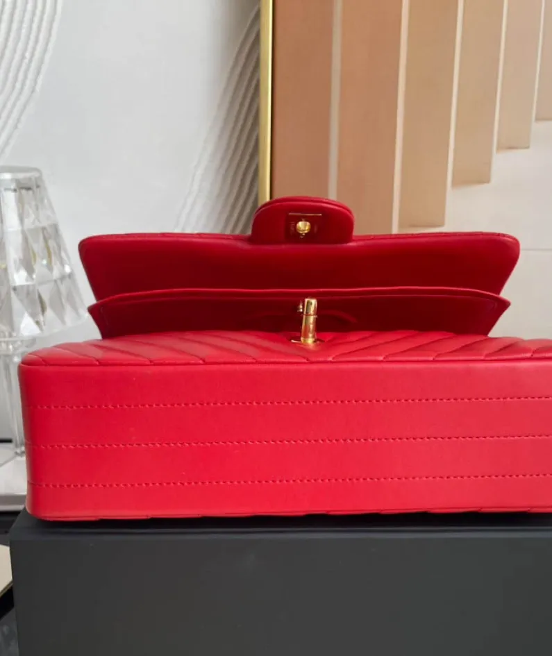 Model: 01112 Size: 25.5cm