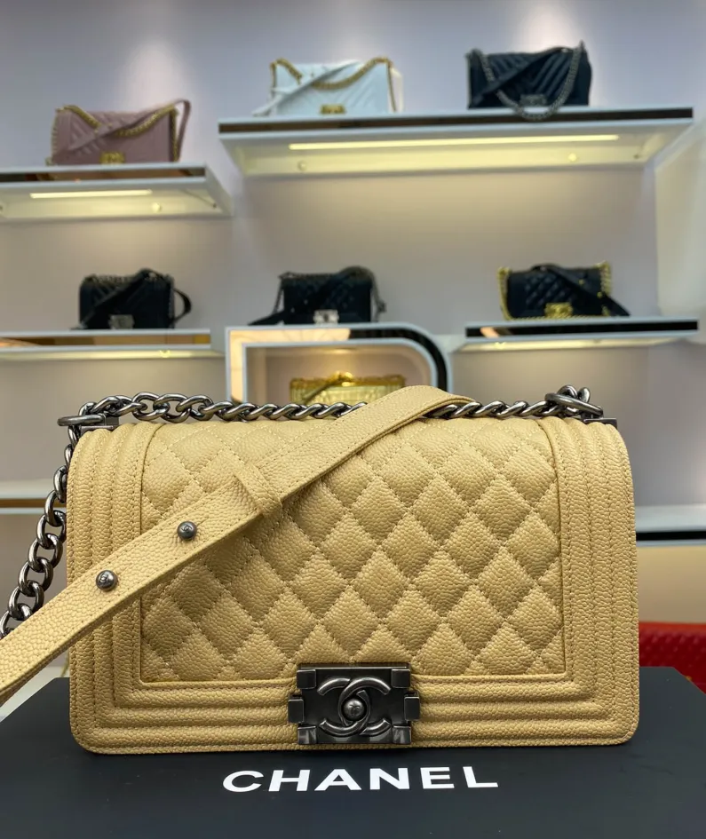 Gilt Buckle Series Style: 67086 Size: W25*H14-16*D7.5