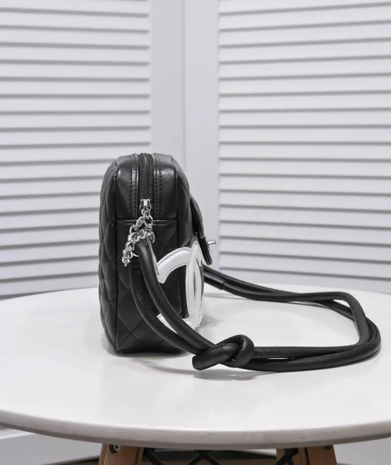 ChaneLady Handle Size: 27*16.5*6cm