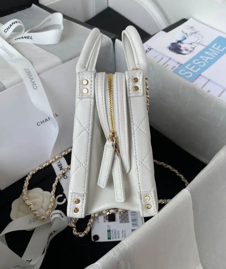 Cosmetic box bag full of retro feel Size: 1520.510.5