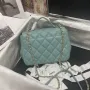 CHANEL pearl ball pattern size:19x7x14cm model number 93749