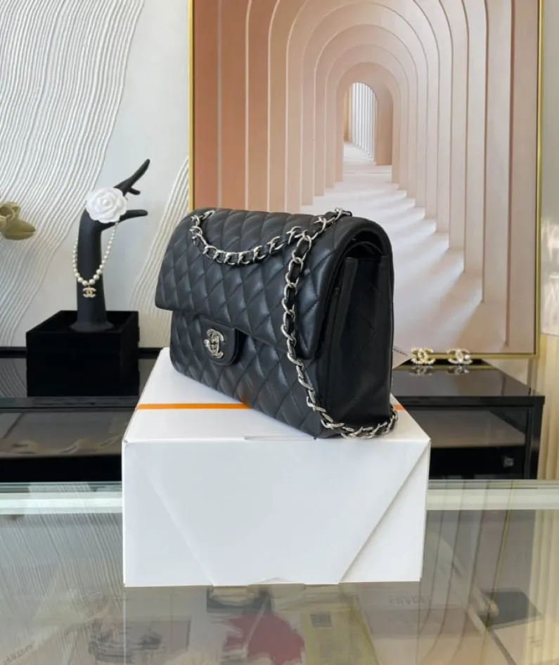 Model: 01112 Size: 25.5cm