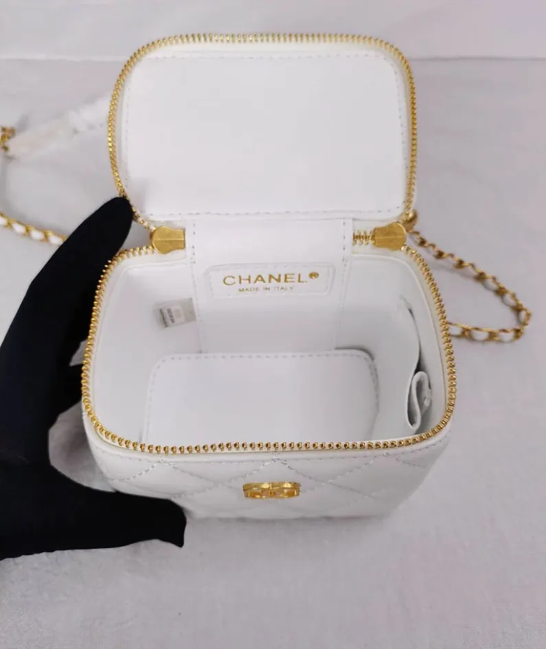 Chanel Size: 11*8.5*7cm Style: 5865