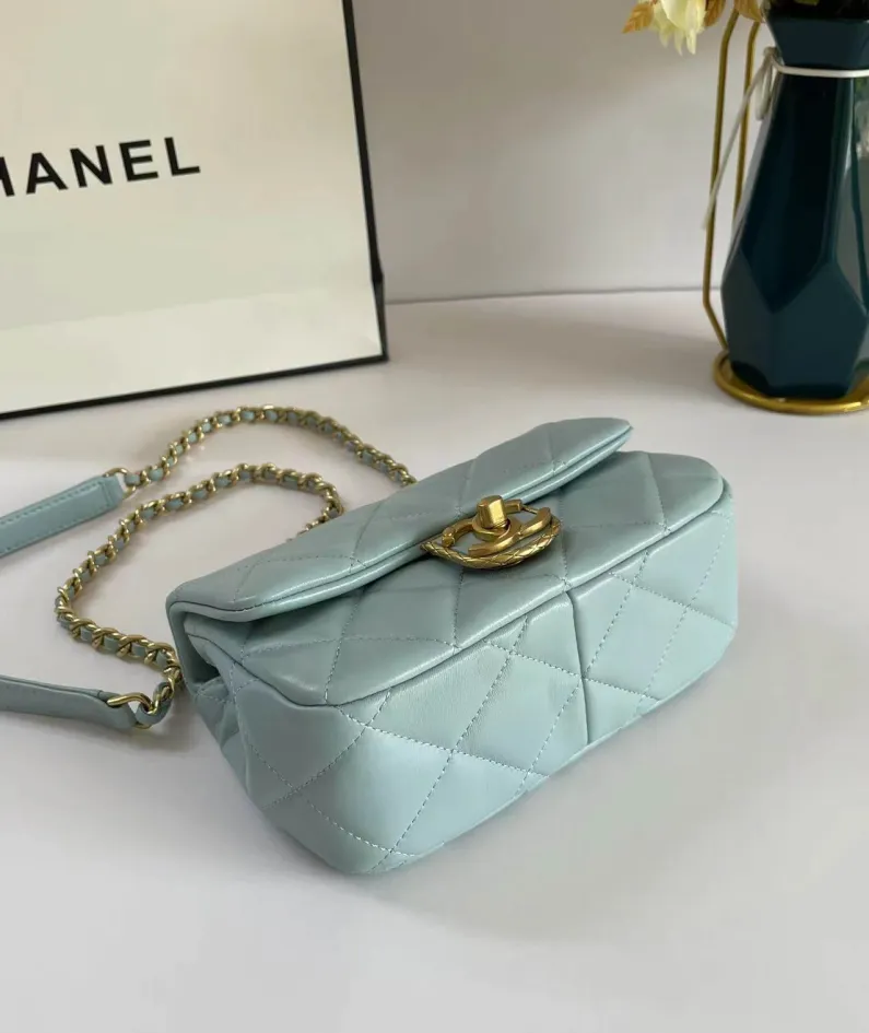 CHANEL Model: AS3473# Size: 13207cm