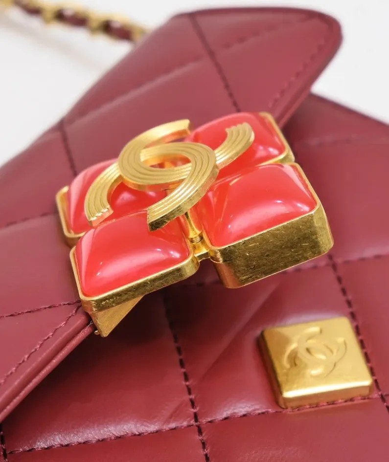 CHANEL retro bag size: 22*7.5*14cm