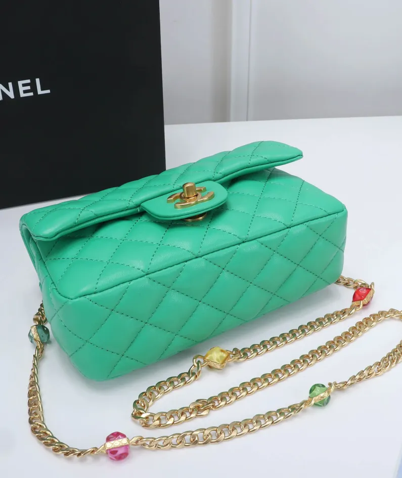 Chanel Stone Chain Bag Size: 21/13/6 Style: 611