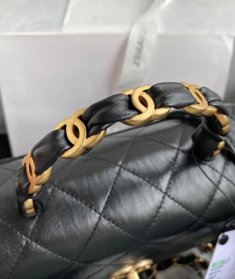 Lambskin Size: 22.5159.5cm Model AS2478
