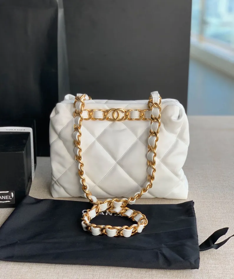 CHANEL shoulder bag Model: AS3502 Size: 24X29X10Cm