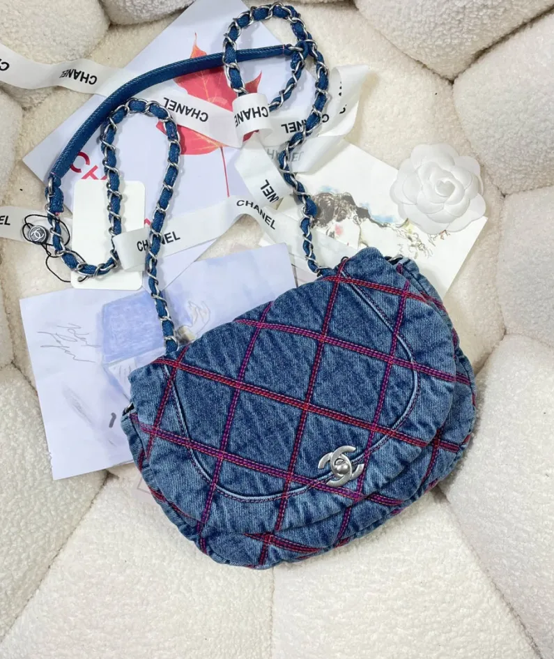 Denim Saddle Bag Model: 3188 Size: 22cm