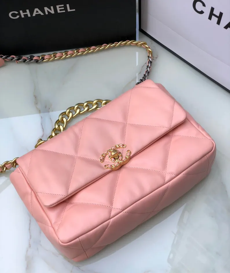 Chanel Model: S1161 Size: 30cm