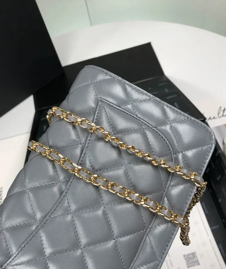 Lambskin Shoulder Chain Bag Style Number: 33814