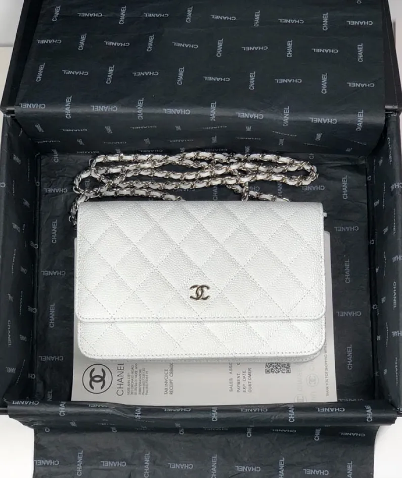 Lambskin Shoulder Chain Bag Style Number: 33814