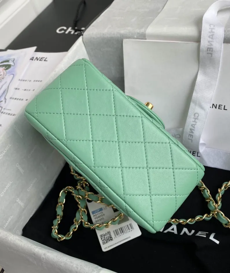 Lambskin Model: 1115 Size: 17cm