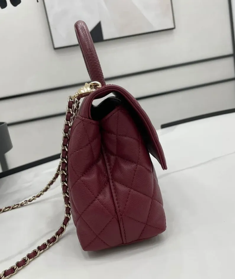 Chanel Size: 19cm/23cm/28cm Model Number: AS2215/92990/92991