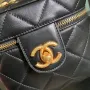 CHANEL Portable ️ Crossbody Size: 16.5*16.5*15