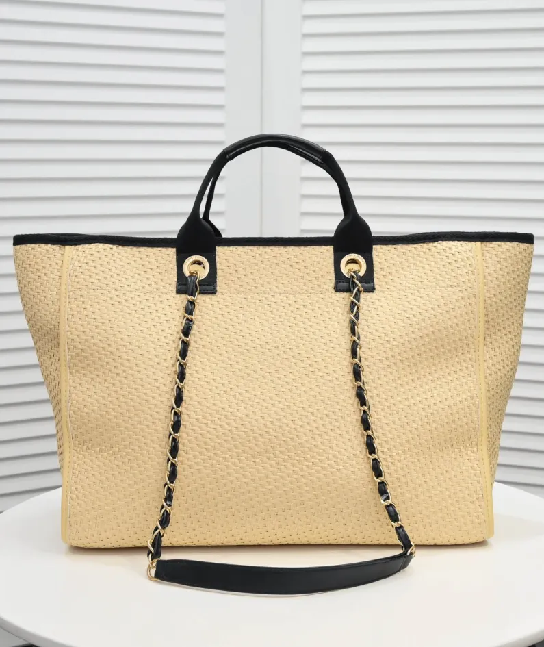 Chanel Size: 38*32*18cn Style: 9060