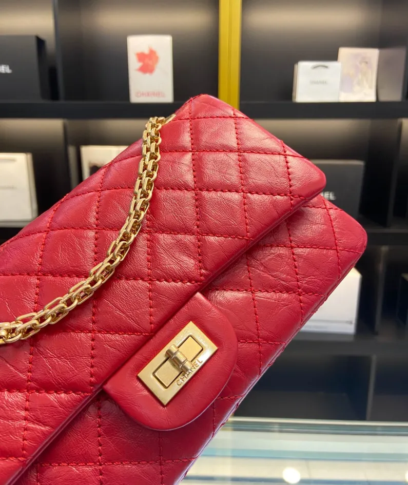 CHANEL Size: 24cm Ident No.: 037586