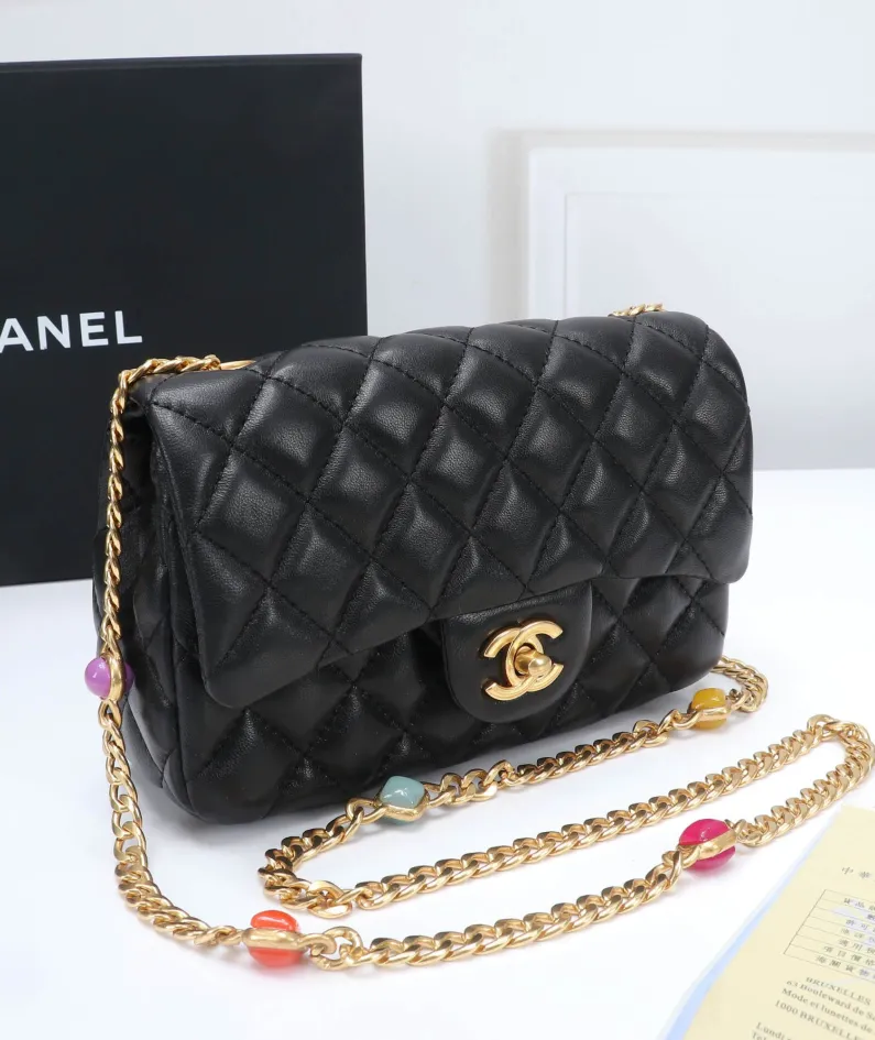 Chanel Stone Chain Bag Size: 21/13/6 Style: 611