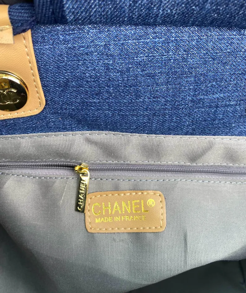 Chanel Size: 38*30*21cm Style: 8824
