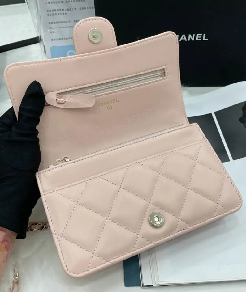 Handbag Size: 19cm Model Number: AP2377/B07302