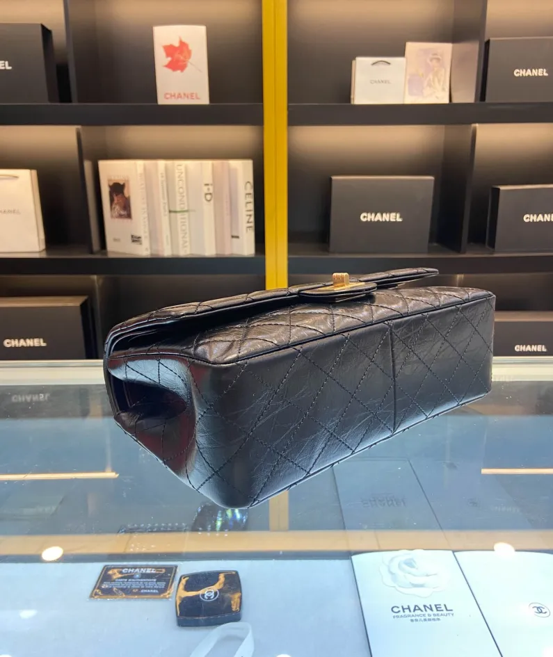 CHANEL Size: 24cm Ident No.: 037586
