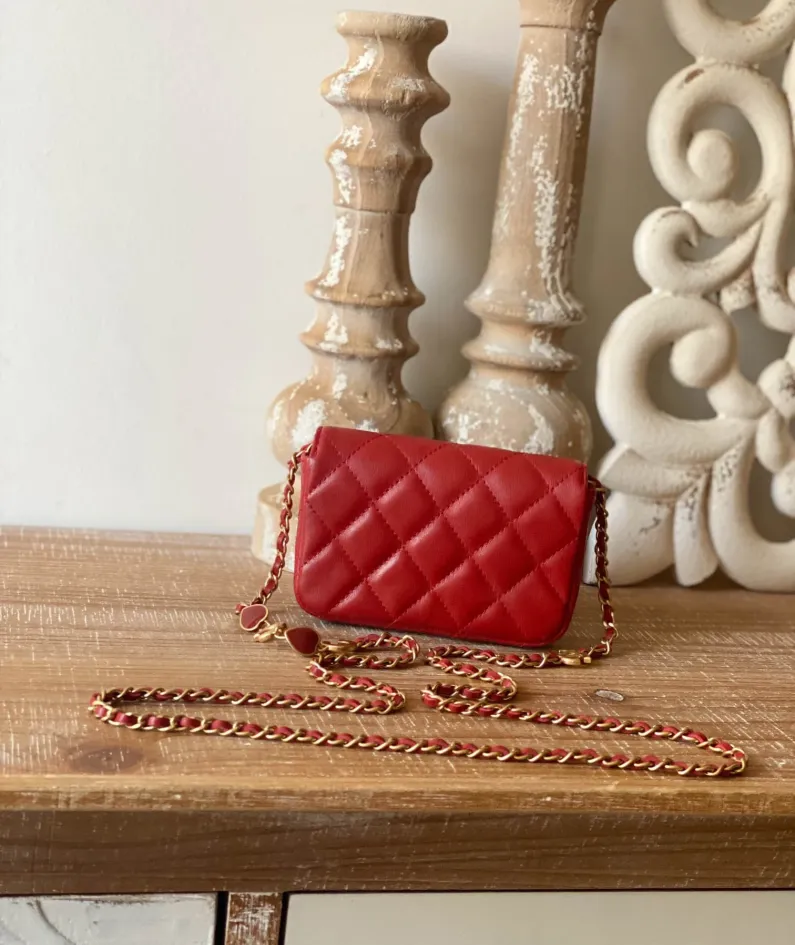Chanel size: 12.5cm, style: 81228 red
