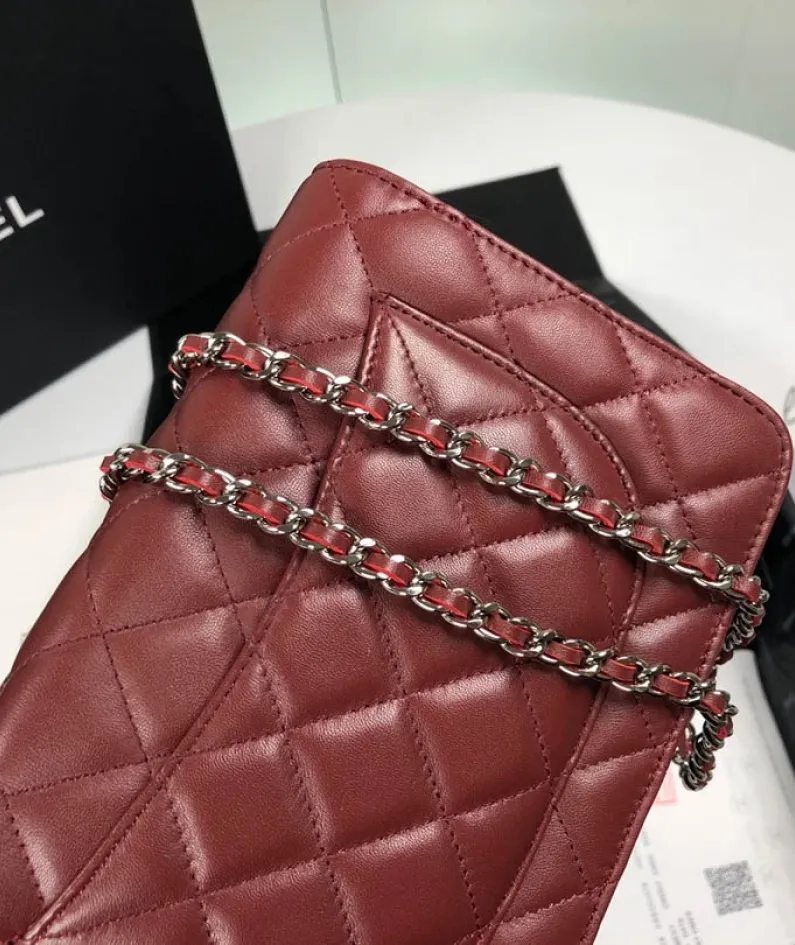 Lambskin Shoulder Chain Bag Style Number: 33814