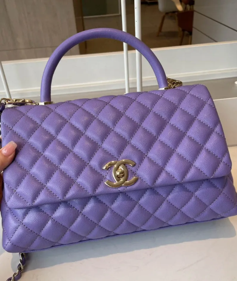 Chanel Size: 19cm/23cm/28cm Model Number: AS2215/92990/92991