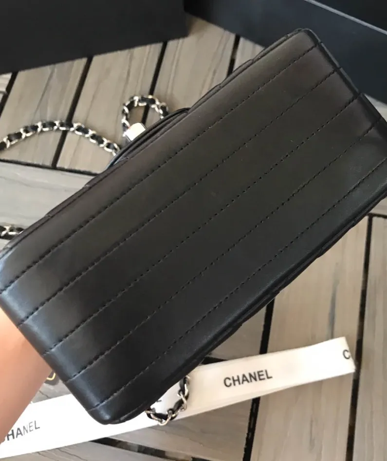 Chanel Small Sachet Size: 17cmChanel Model: 1115#