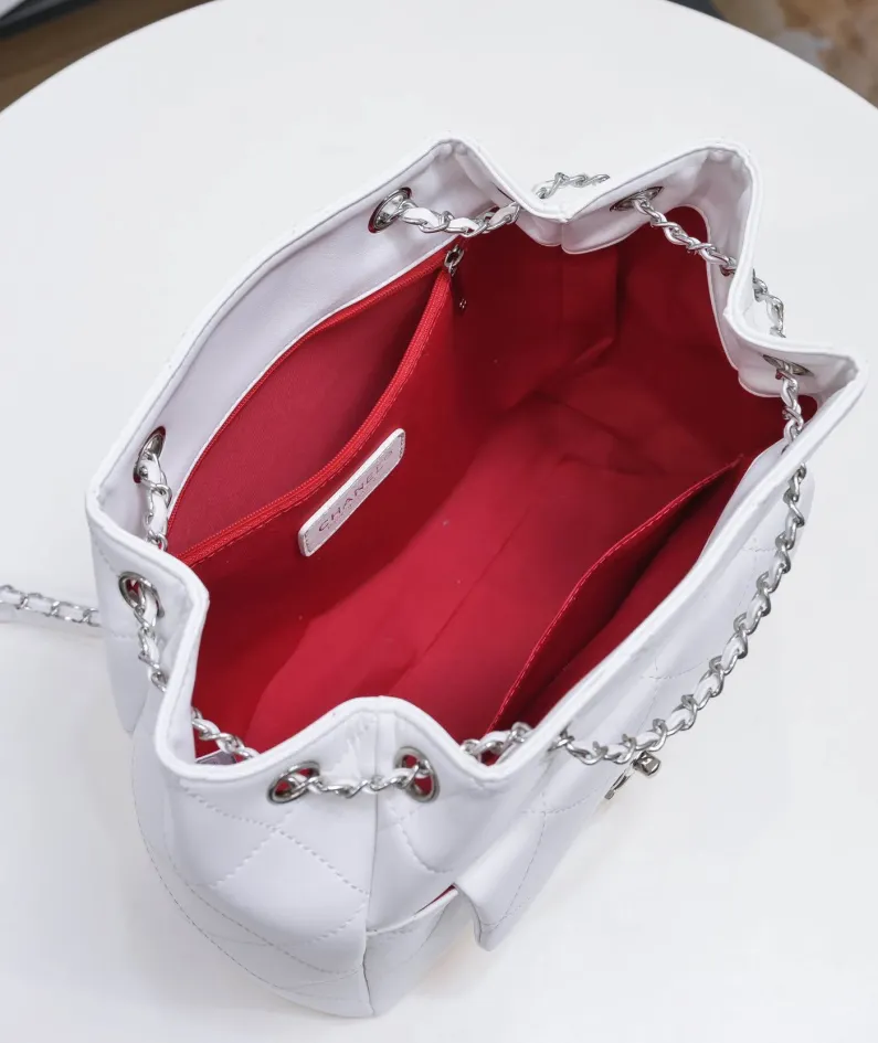 Chanel Style: 9067 Size: 26x23cm