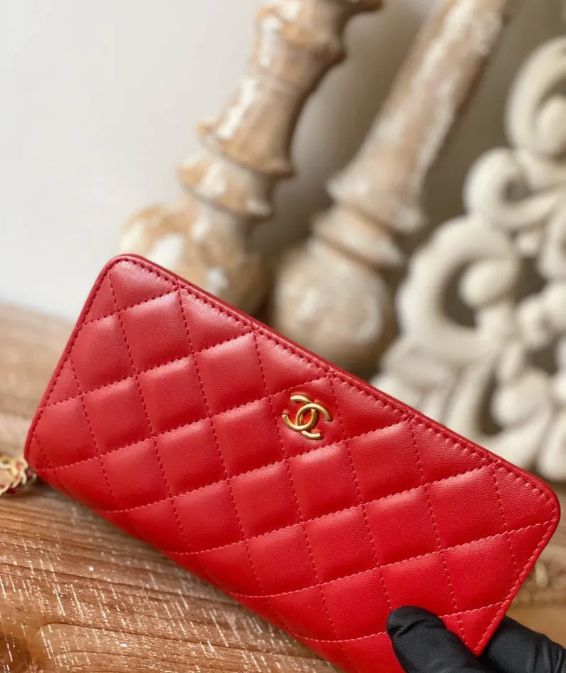 Chanel Size: 19cm Style: 81225 Red