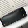 Chanel Style: 215# Size: 26.14.9
