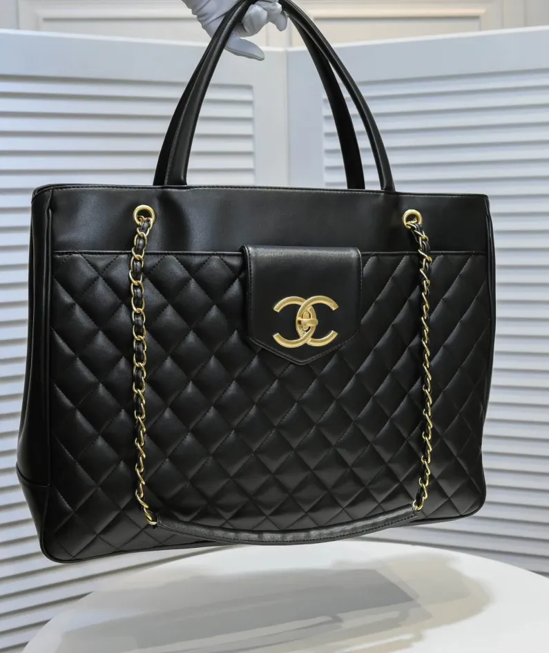 chanel size: 42*32*12