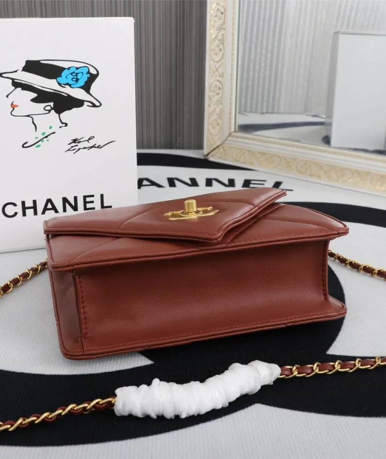 Chanel Size: 20*6*21cm Style: 7707
