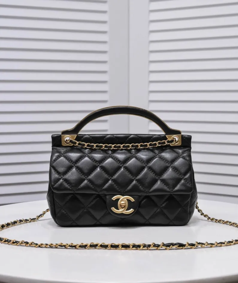 ChaneLady Handle Size: 23* 20* 8cm