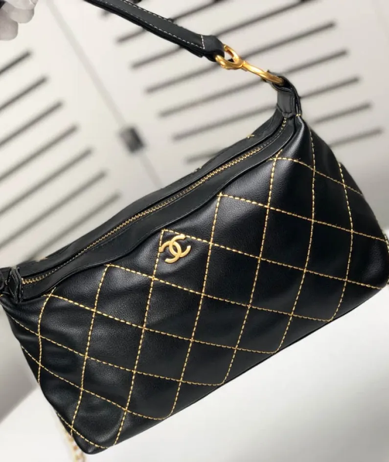 Chanel Style: 215# Size: 26.14.9