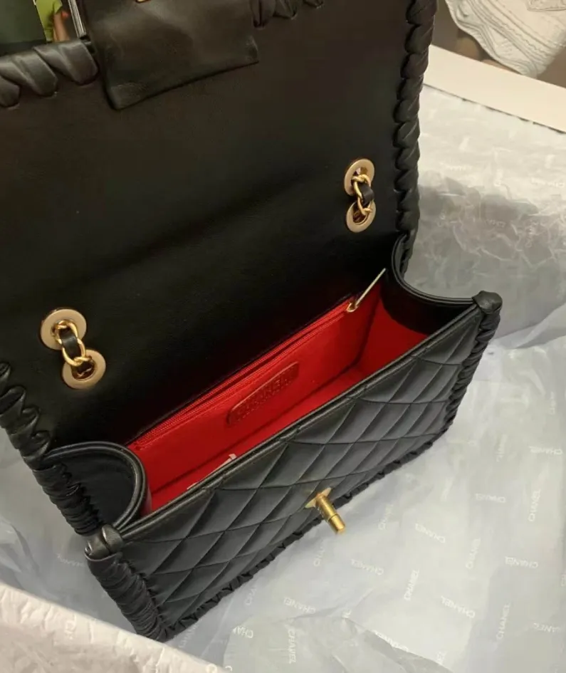 Chanel Tofu Bun Size: 22cm Style: AS2496