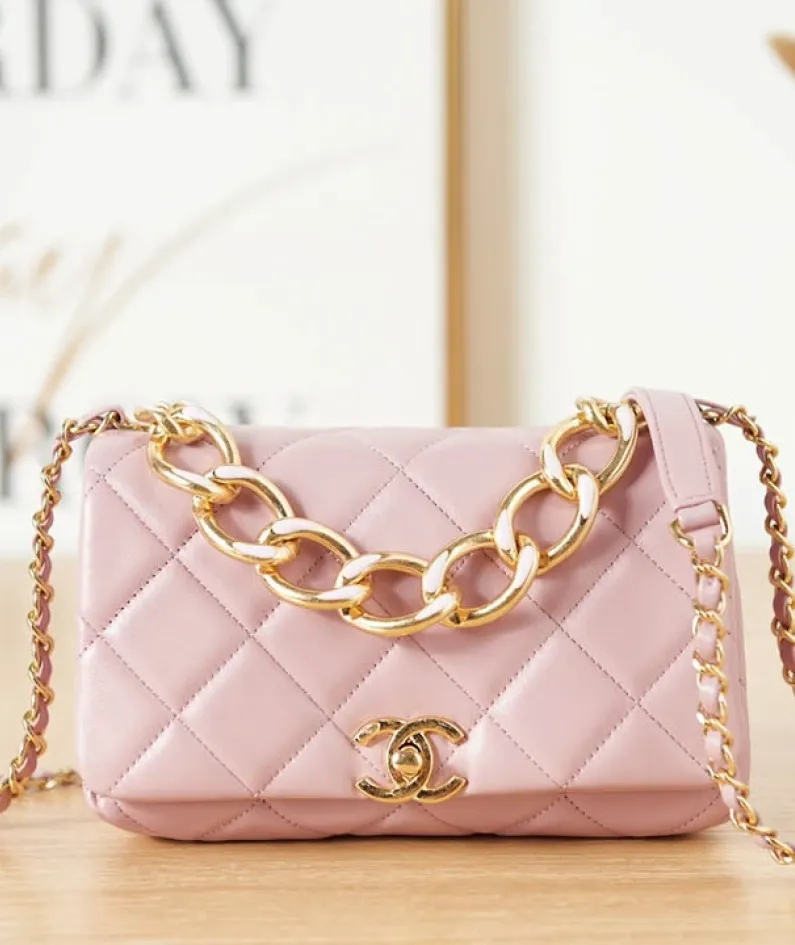 Lambskin Style: AS3366 Size: 20X9X13.5Cm