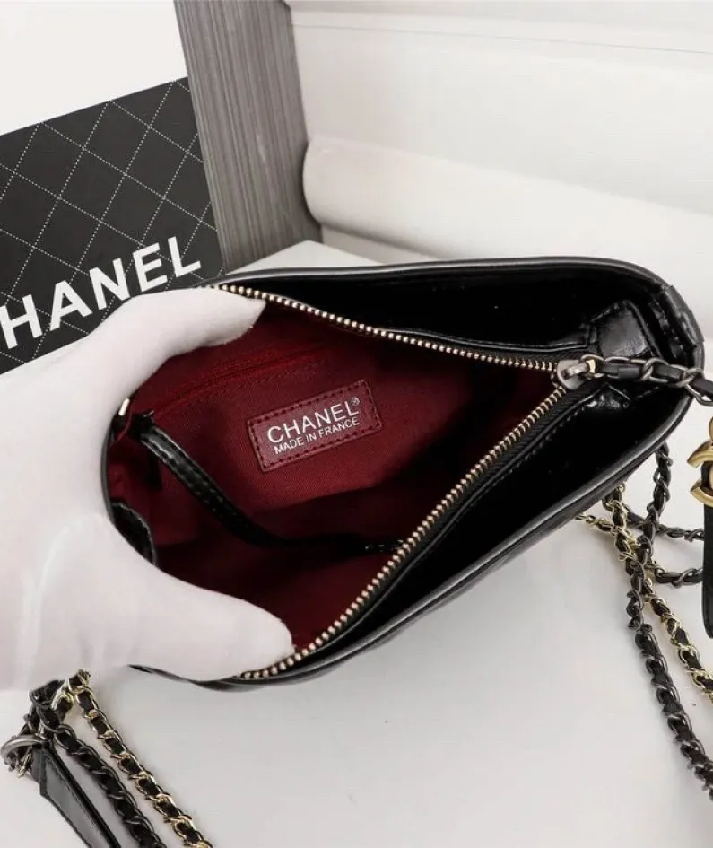 Chanel Size: 20.16.8