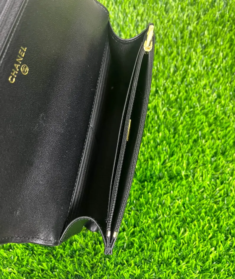 Chanel Stewardess Bag Size: 19cm Style: AP3009