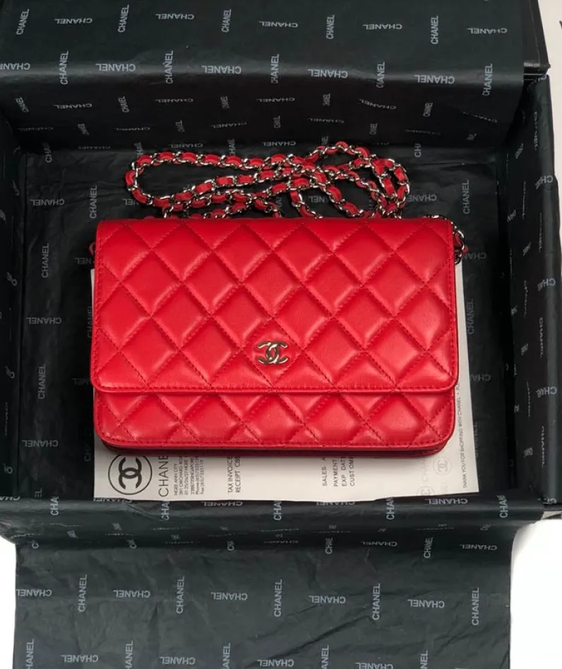 Lambskin Shoulder Chain Bag Style Number: 33814