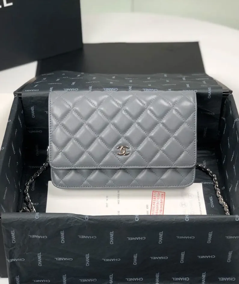 Lambskin Shoulder Chain Bag Style Number: 33814