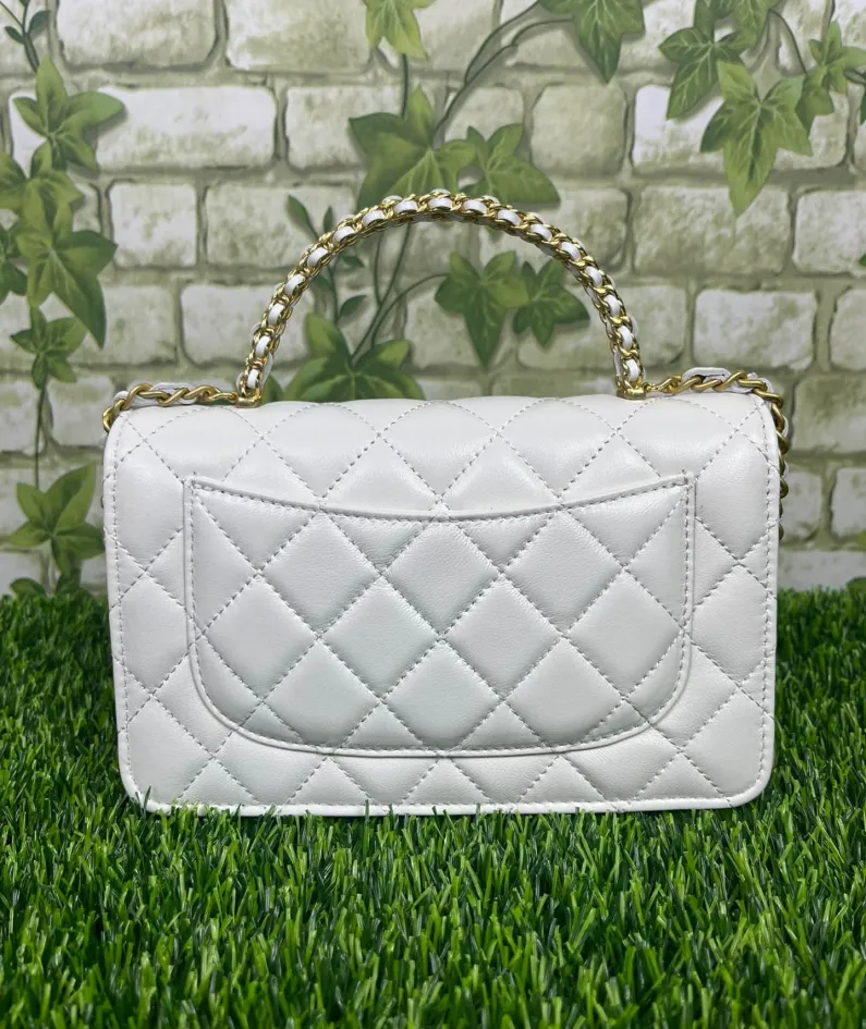 Chanel Stewardess Bag Size: 19cm Style: AP3009