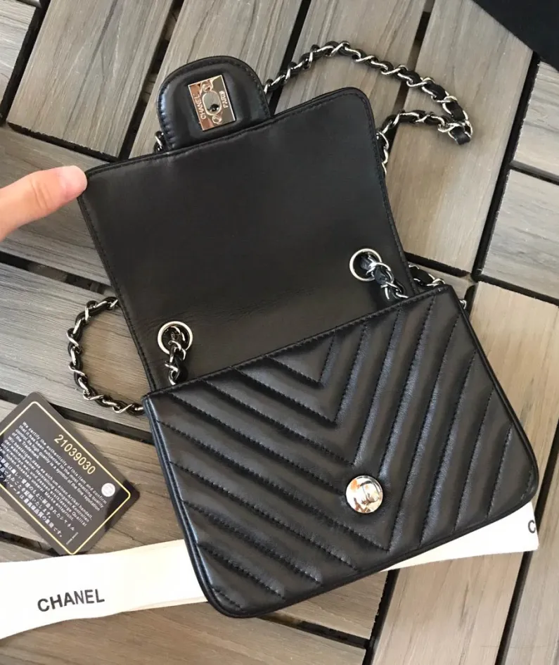 Chanel Small Sachet Size: 17cmChanel Model: 1115#