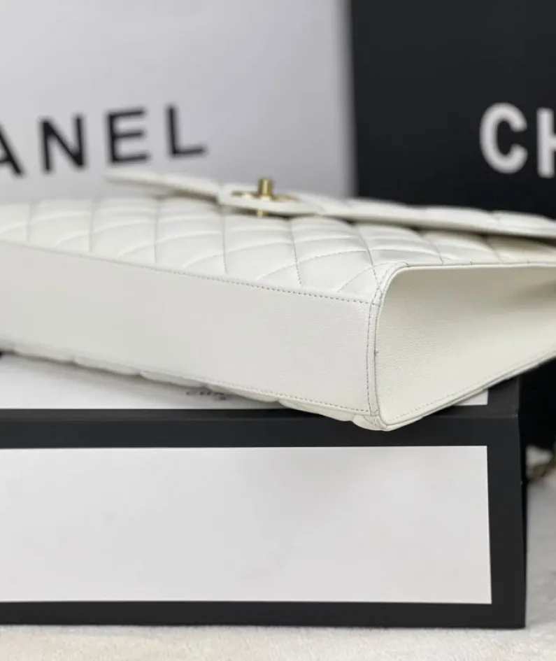 CHANEL Portable Briefcase Model: AS3529# Size: 30x22x7Cm