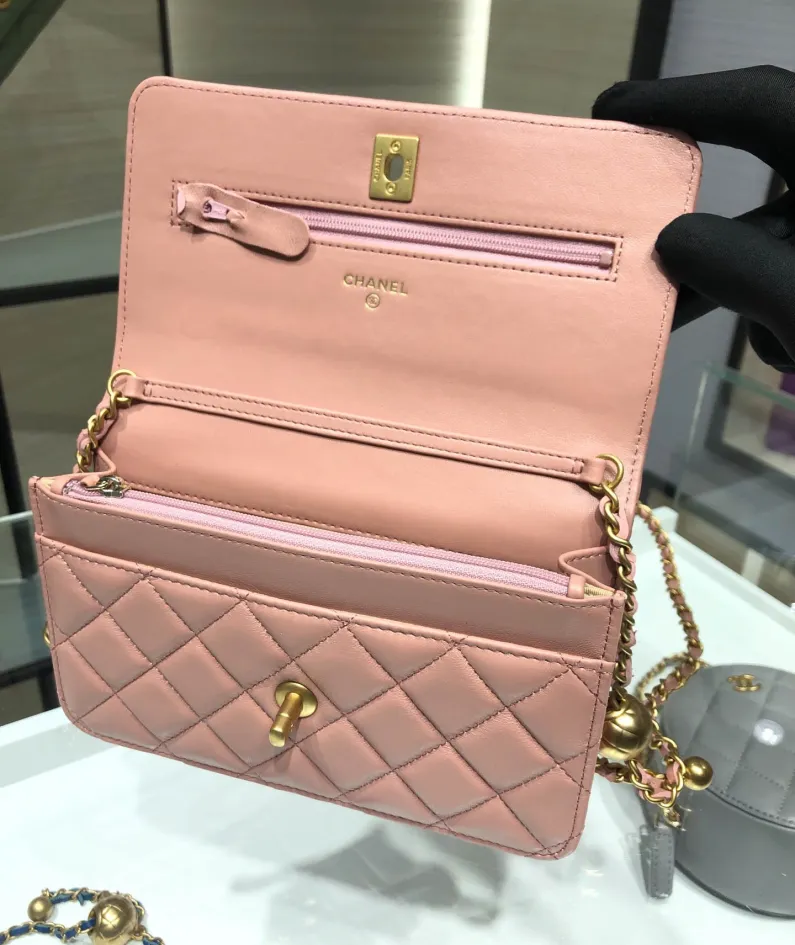 Metal Ball Underarm Bag Size 19 Model Number: AP1450Y8680