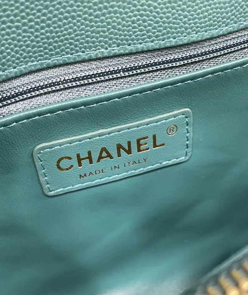 Chanel Size: 19cm/23cm/28cm Model Number: AS2215/92990/92991