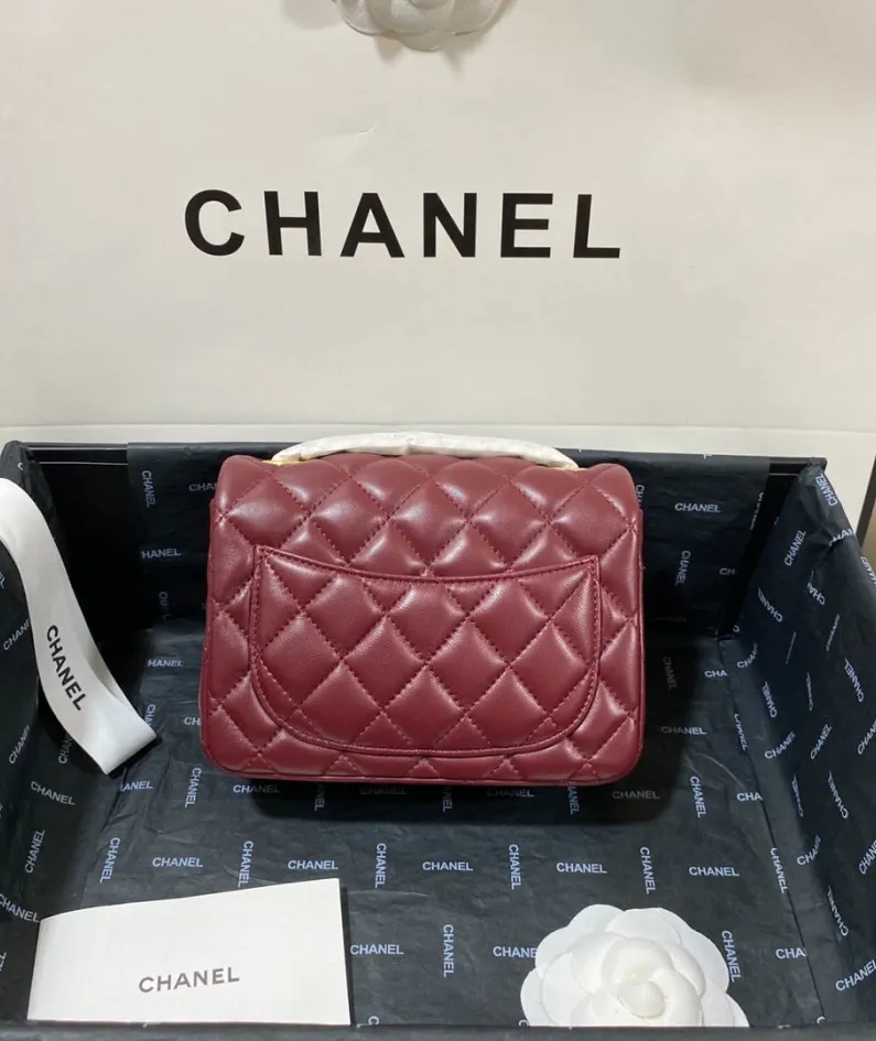 Lambskin Model: 1115 Size: 17cm