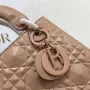 Size: 17 x 7.5x 14cm