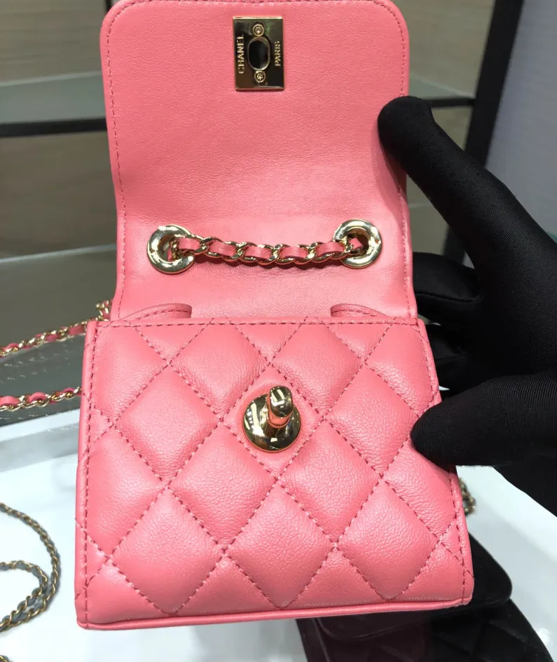 Coin Purse Lambskin Size: 11*11*5 A81633Y